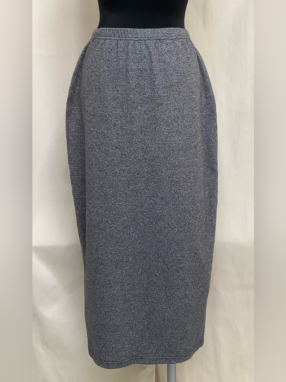 Chaus Sport Stretch Knit Skirt-Black White Variegated-Poly Blend-Stretch Waist-S